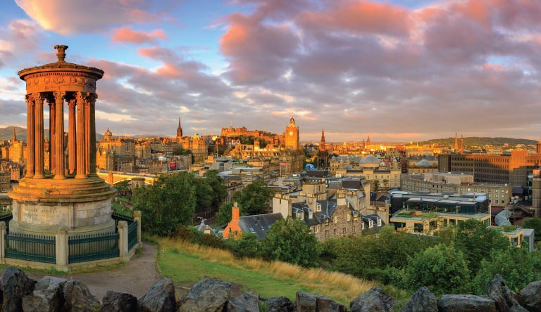 Edinburgh-Castle-view-Scotland